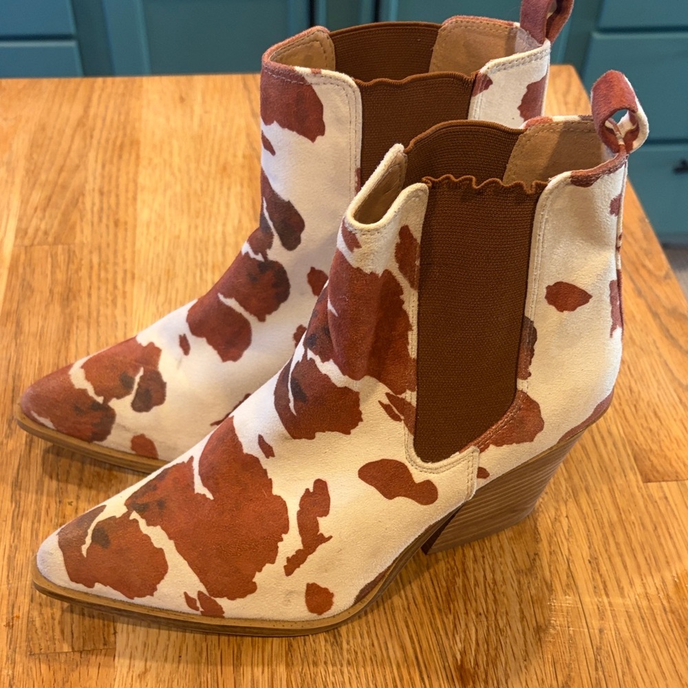 Stylish Barn Babe Cow Print Western Style Ankle Booties